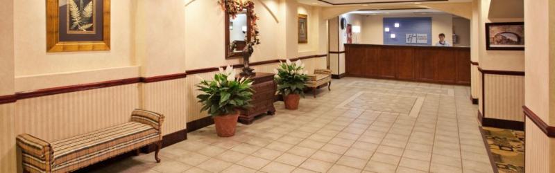 Holiday Inn Express Hotel & Suites Circleville By Ihg Exterior photo