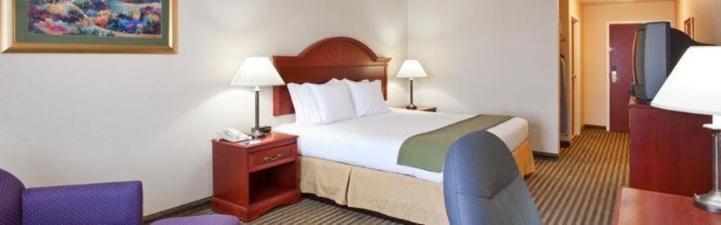 Holiday Inn Express Hotel & Suites Circleville By Ihg Exterior photo